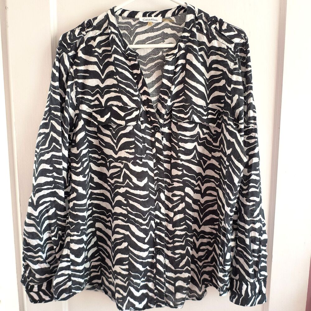 Calvin Klein Linen Top XL Black White Zebra Print Pockets Career *Tiny Flaw*